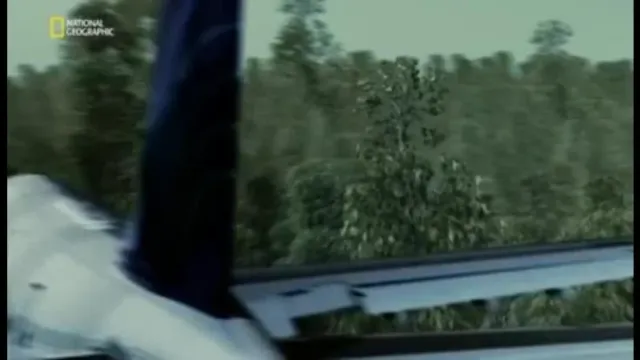 Кадры из тв-шоу Расследования авиакатастроф (2003)